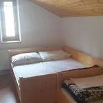 Crnuski Dom Na Mali Planini * Krivcevo