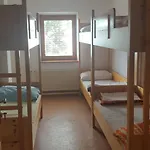 Crnuski Dom Na Mali Planini *