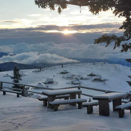 Gasthof Crnuski Dom Na Mali Planini