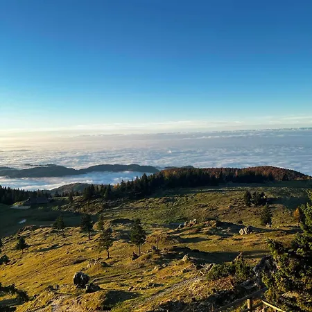 Crnuski Dom Na Mali Planini Hiša za goste