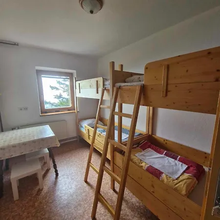 Crnuski Dom Na Mali Planini * Krivcevo